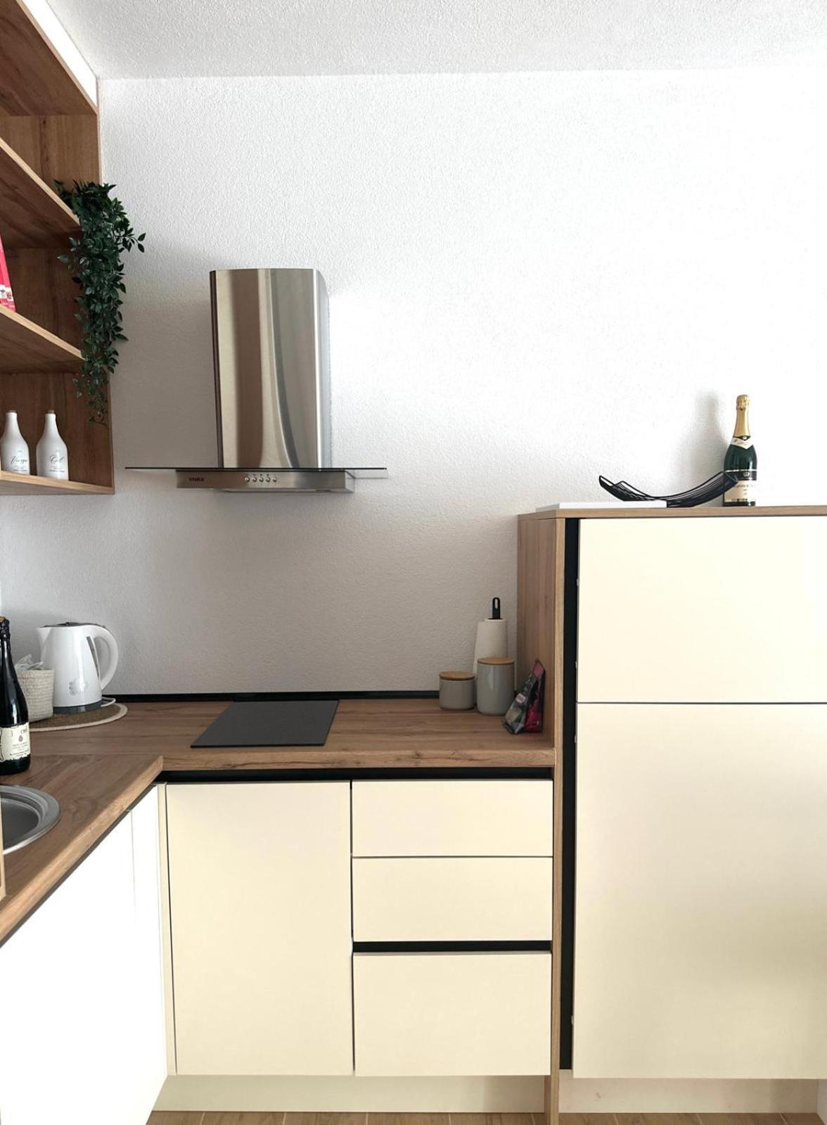 Poljica  Apartmani Palada מראה חיצוני תמונה