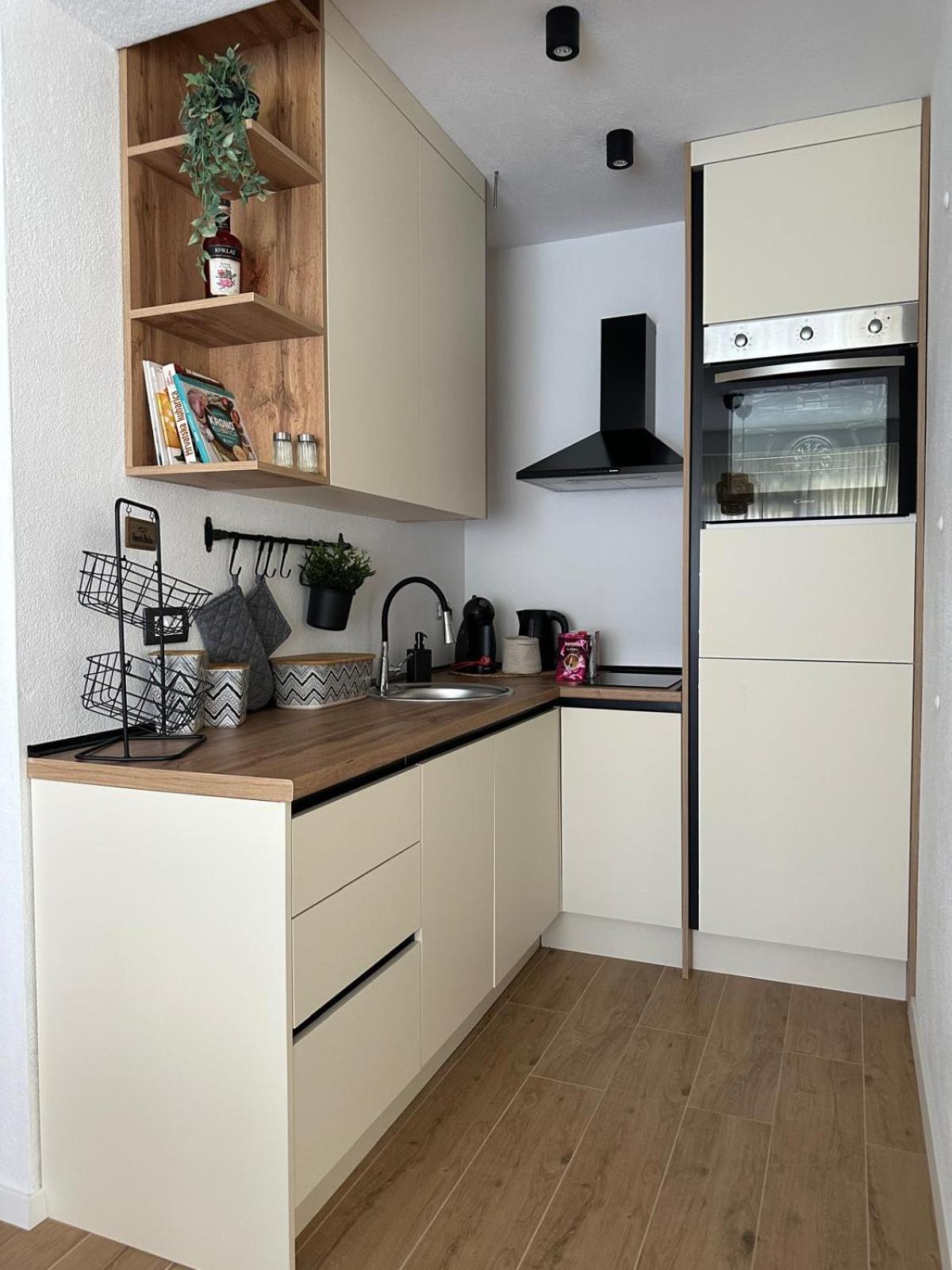 Poljica  Apartmani Palada מראה חיצוני תמונה